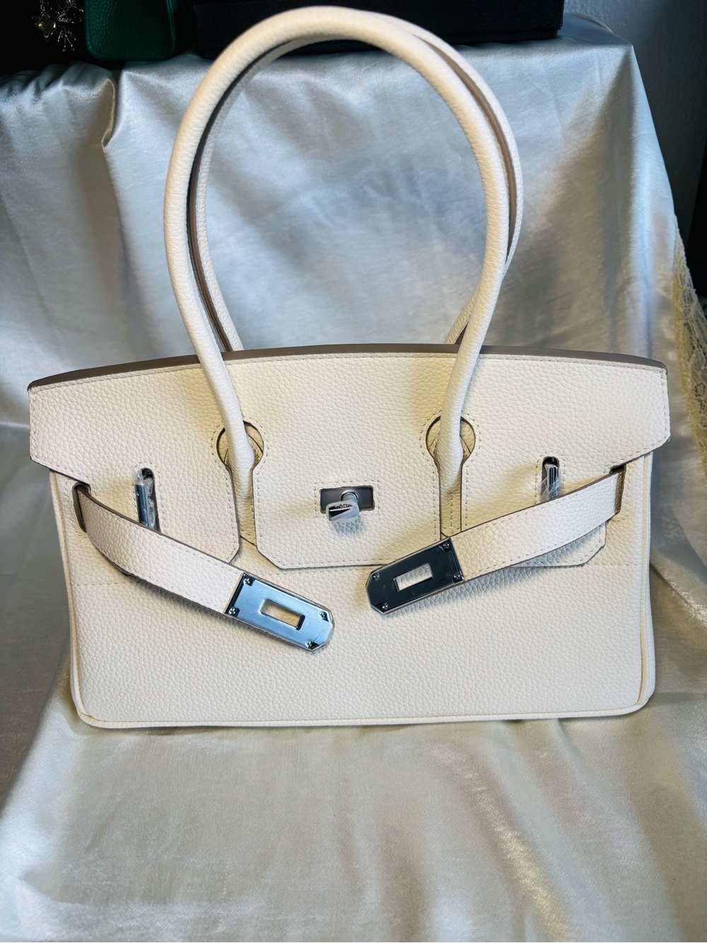 Imperfect special-price item: Designer Inpsired Cream Togo Handbag 26cm